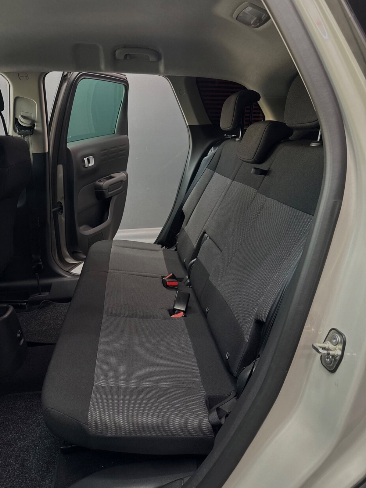 Citroen C3 Aircross BlueHDi 120 S&S EAT6 Shine Pack (19)
