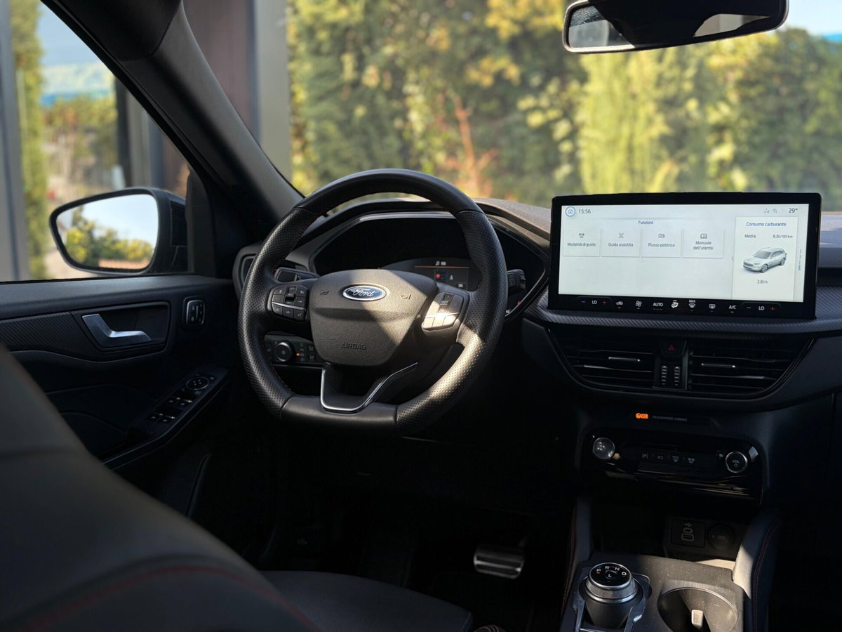 Ford Kuga 2.5 Full Hybrid 190 CV CVT 2WD ST-Line X (9)