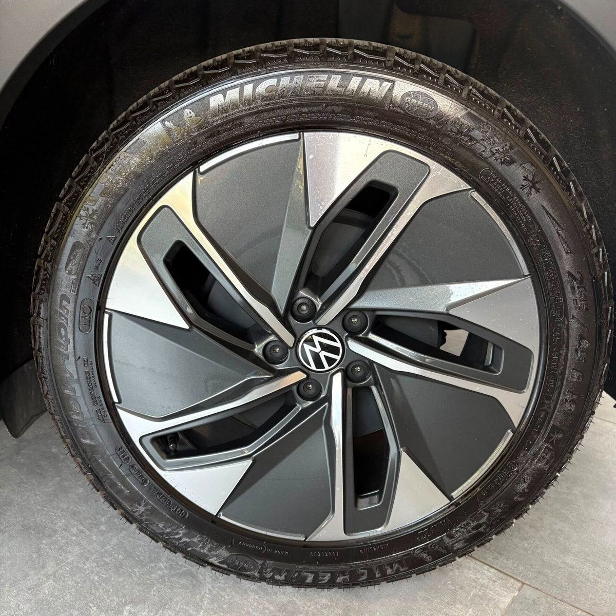 Volkswagen ID.4 Pro 4MOTION (16)