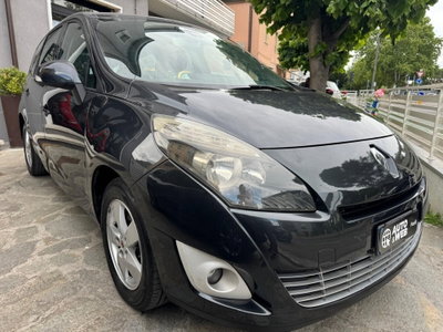 Renault Scenic E-Tech Electric 1.5 dCi 110CV Confort (3)