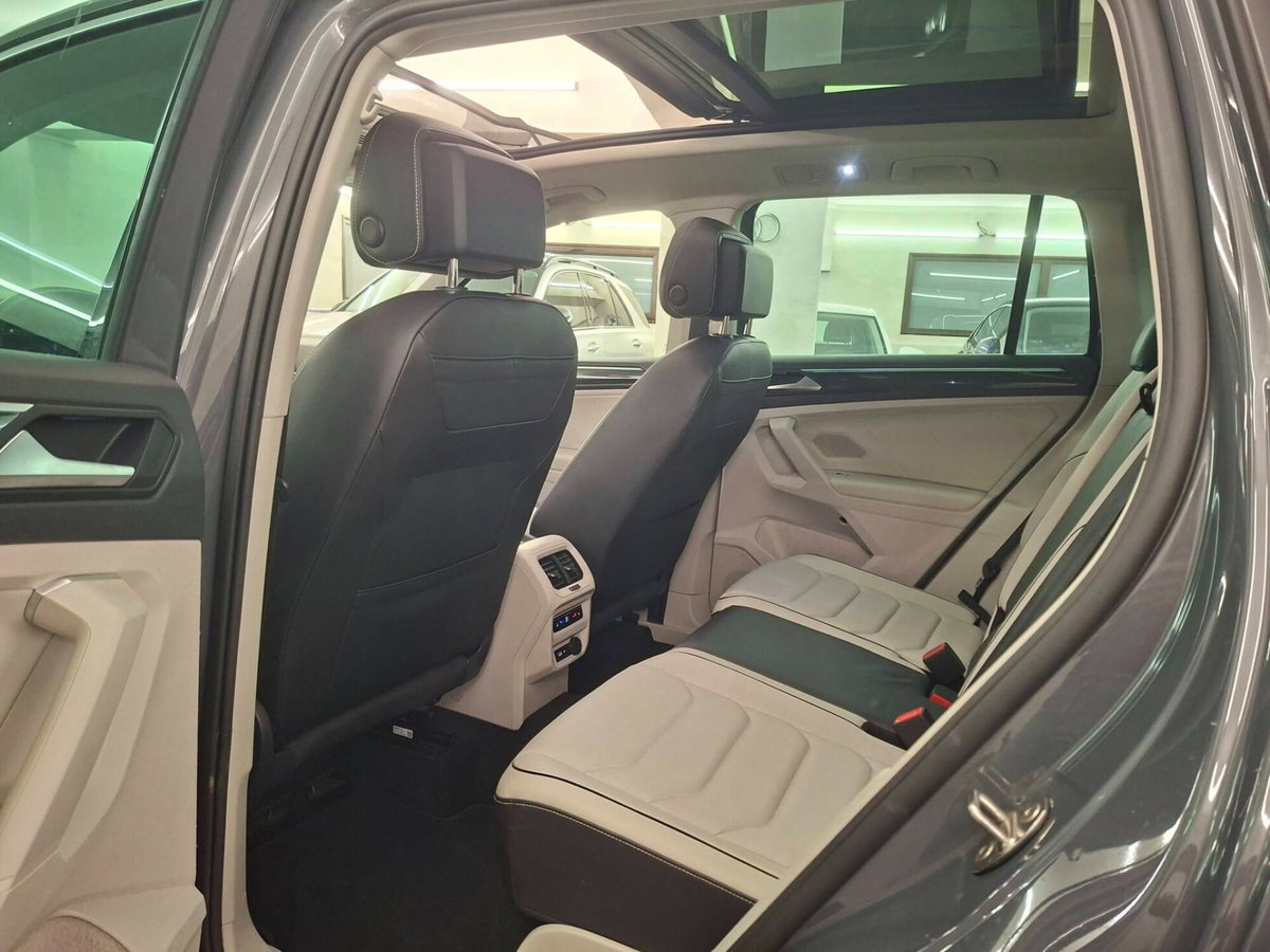 Volkswagen Tiguan Allspace 2.0 tdi Elegance 150cv dsg (6)