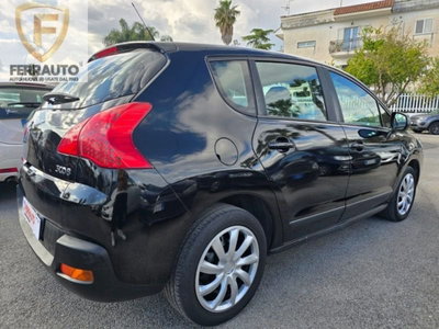 Peugeot 3008 1.6 HDi 110CV cambio robotizzato Premium (2)