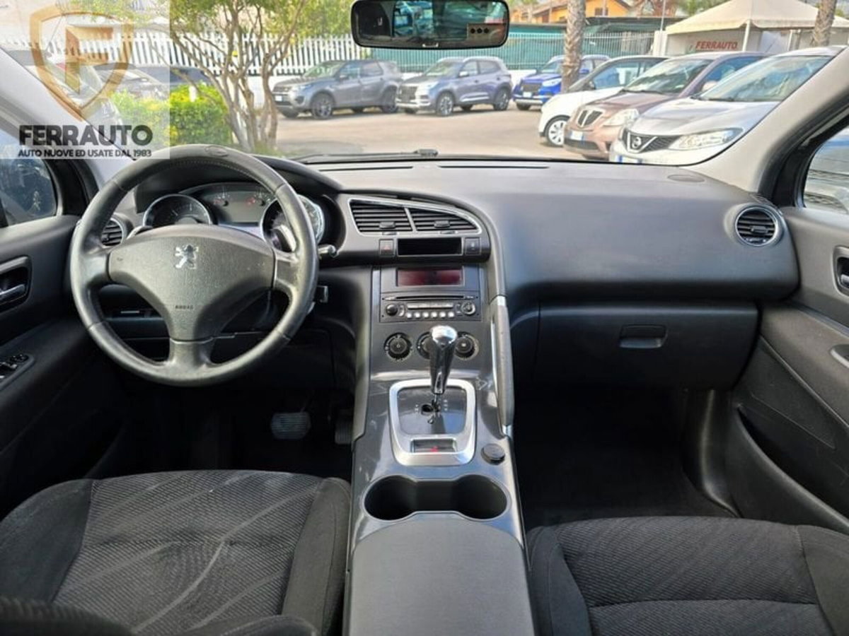 Peugeot 3008 1.6 HDi 110CV cambio robotizzato Premium (8)