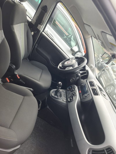 Fiat Panda 1.0 FireFly S&S Hybrid City Cross (10)