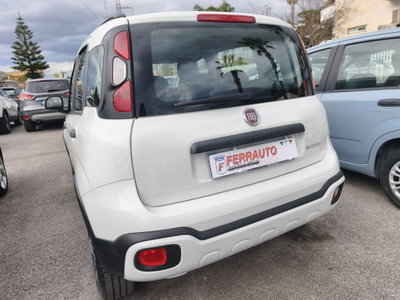 Fiat Panda 1.0 FireFly S&S Hybrid City Cross (19)
