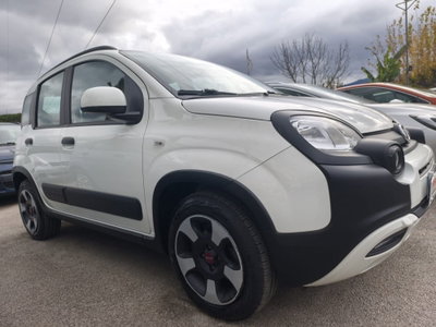 Fiat Panda 1.0 FireFly S&S Hybrid City Cross (5)
