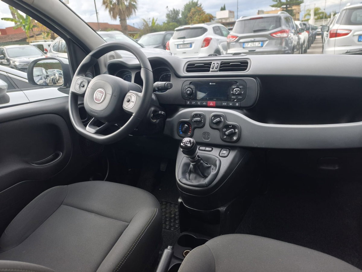 Fiat Panda 1.0 FireFly S&S Hybrid City Cross (9)