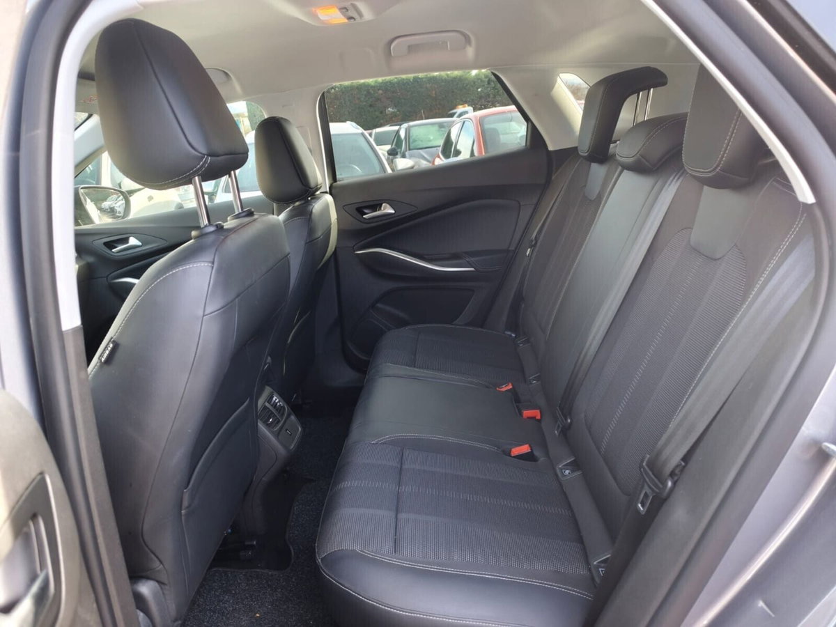 Opel Grandland X 1.5 diesel Ecotec Start&Stop Ultimate (14)
