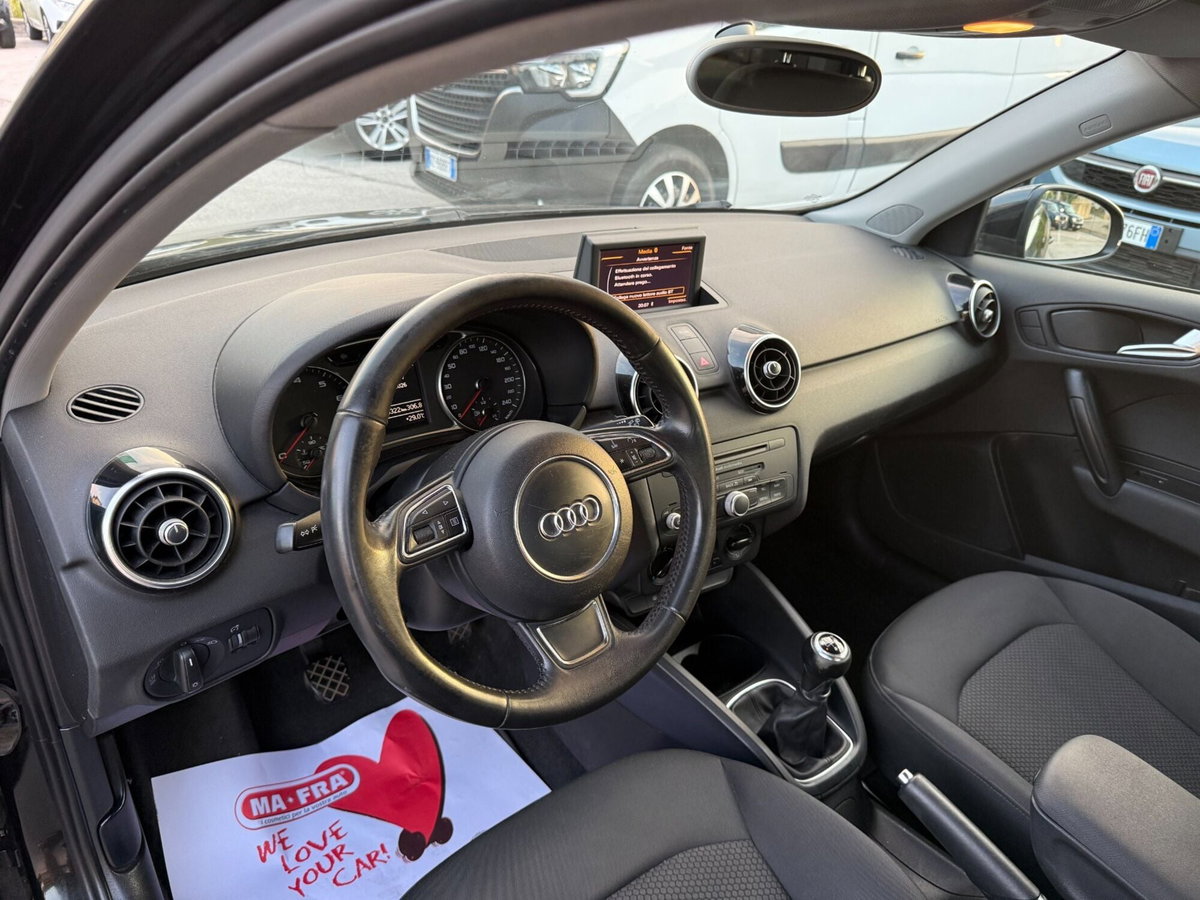 Audi A1 1.2 TFSI S line edition plus (11)