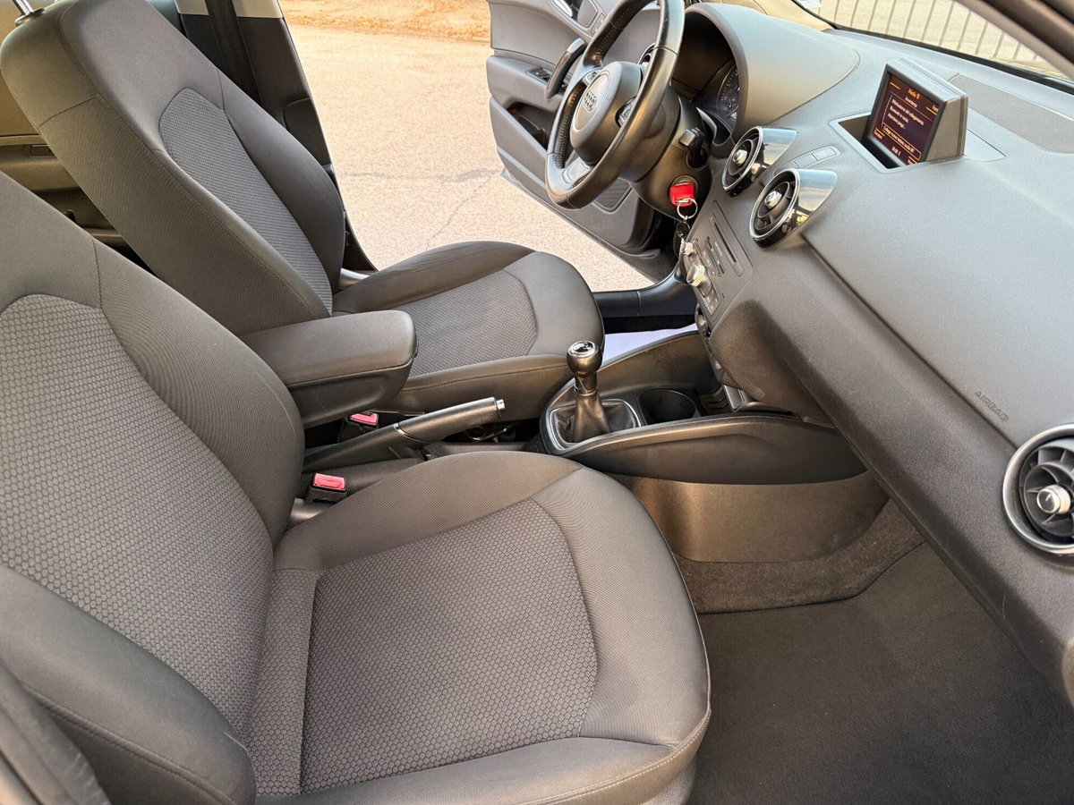 Audi A1 1.2 TFSI S line edition plus (14)