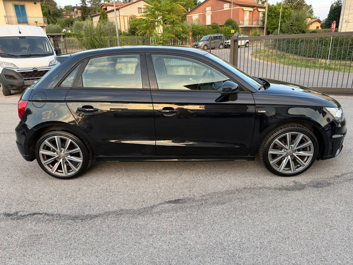 Audi A1 1.2 TFSI S line edition plus (8)