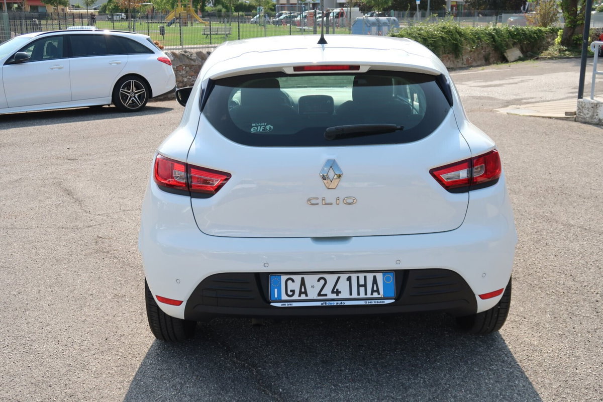 Renault Clio Blue dCi 85 CV 5 porte Zen (6)