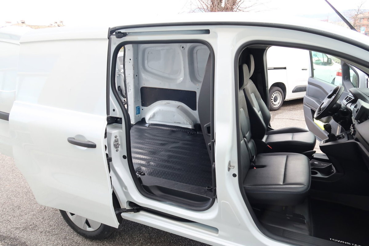 Nissan Townstar van 1.3 130cv L1 Acenta (9)