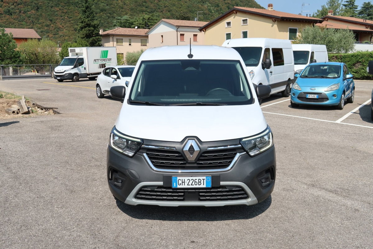 Renault Kangoo 1.5 blue dci Techno 115cv edc (2)