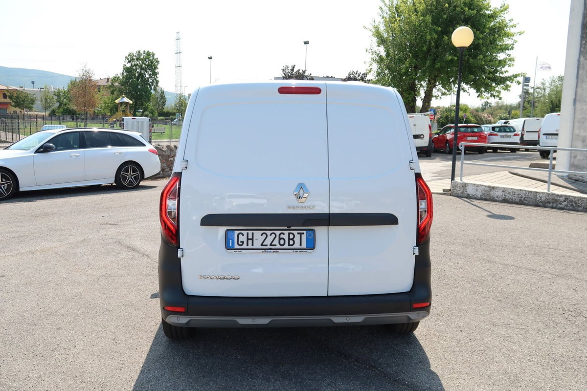 Renault Kangoo 1.5 blue dci Techno 115cv edc (7)