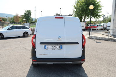 Renault Kangoo 1.5 blue dci Techno 115cv edc (7)