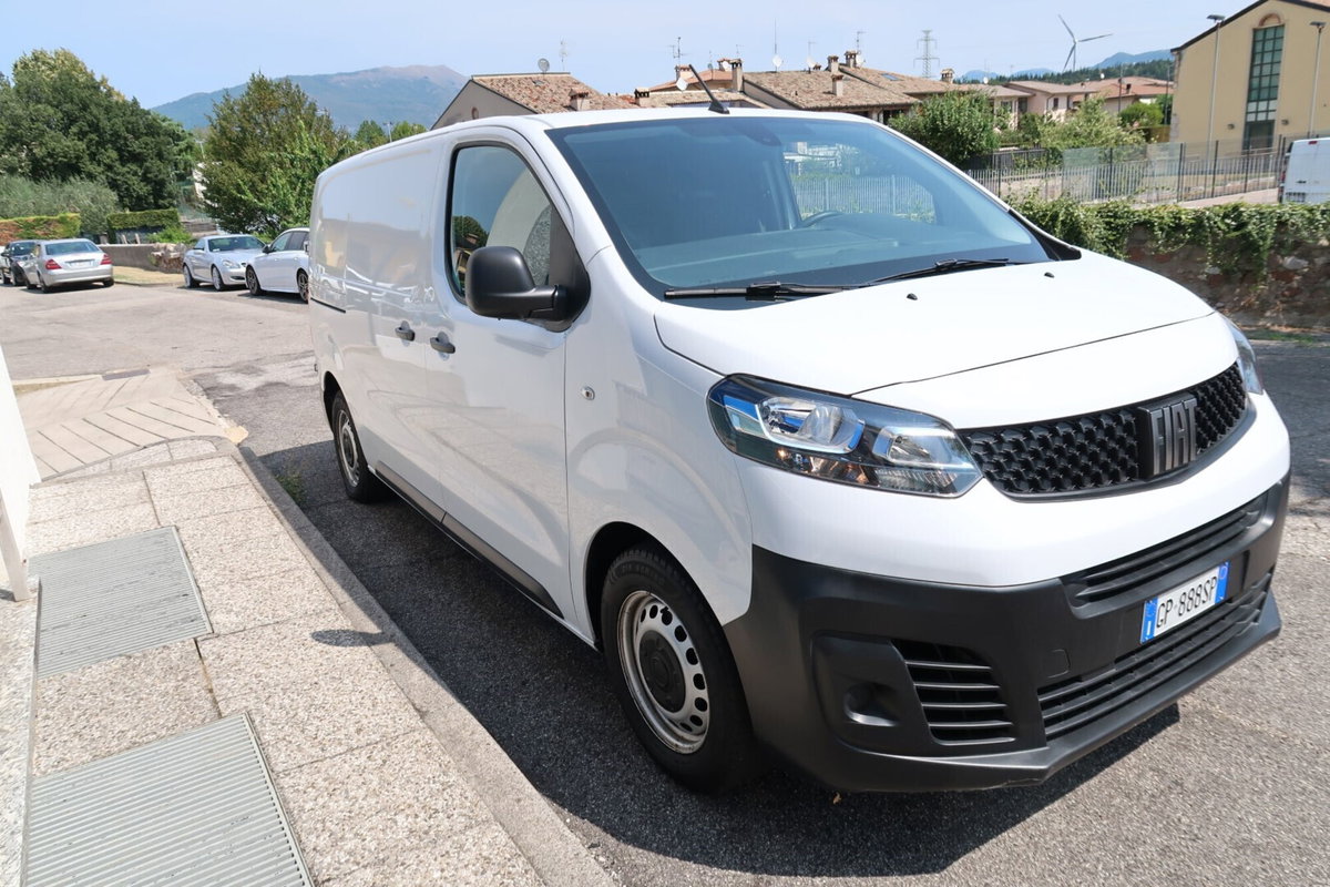 Fiat Scudo Furgone 2.0 BlueHDi 145CV AT8 PL-SL-TN Furgone Business (3)