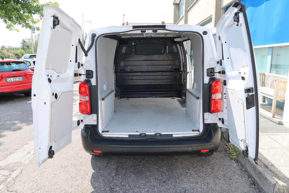 Fiat Scudo Furgone 2.0 BlueHDi 145CV AT8 PL-SL-TN Furgone Business (7)