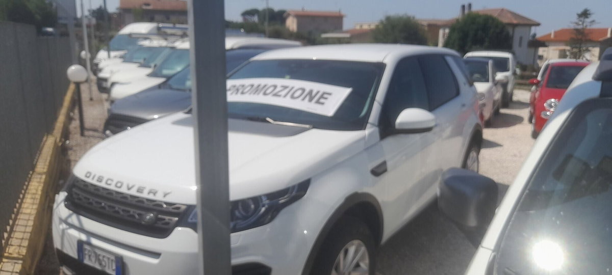 Land Rover Discovery Sport 2.0 TD4 150 CV SE (10)
