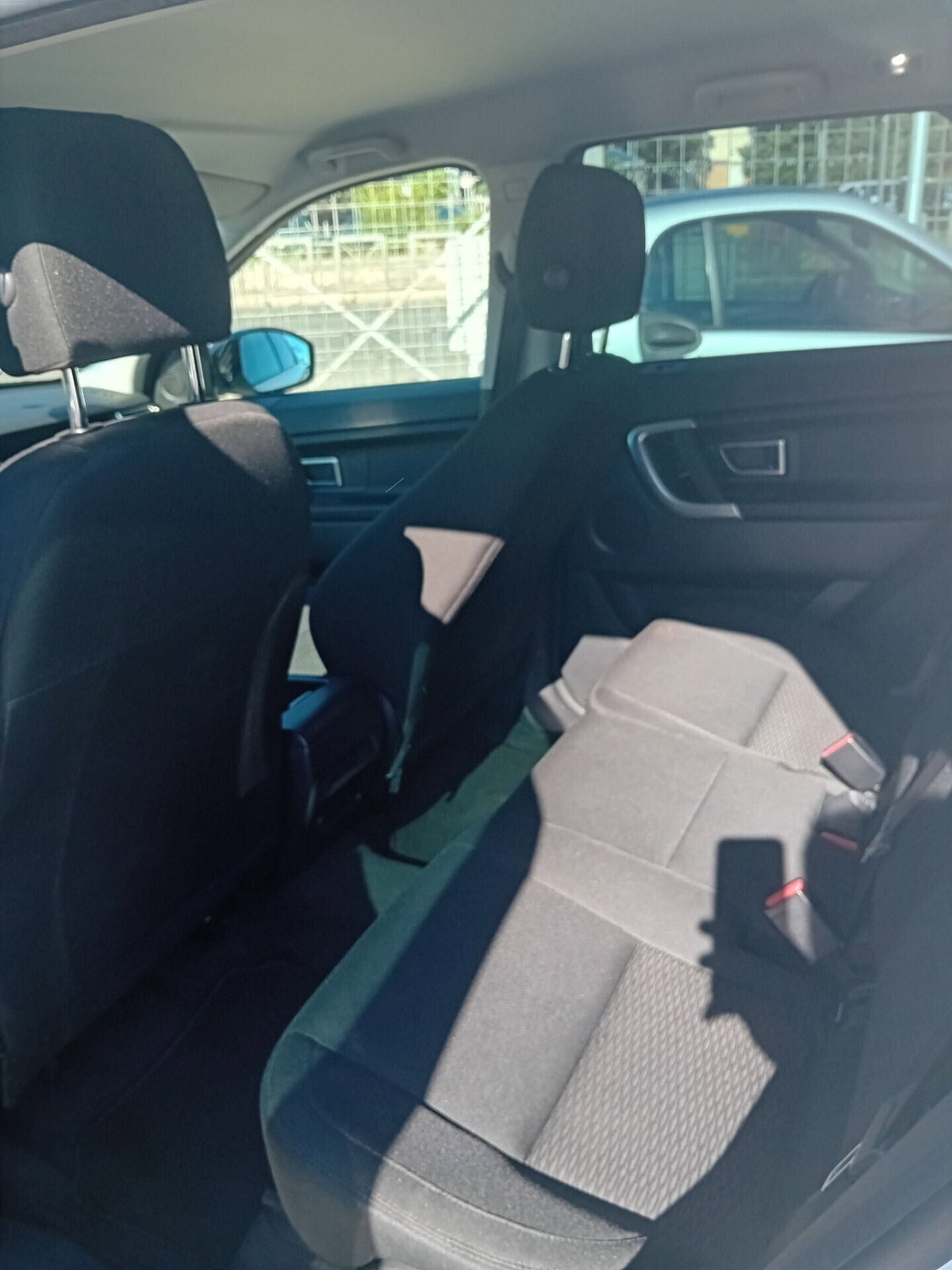 Land Rover Discovery Sport 2.0 TD4 150 CV SE (8)