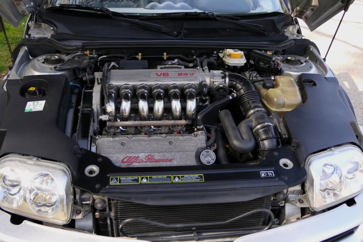 Alfa Romeo Spider 3.0i V6 24V cat L (18)