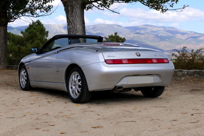 Alfa Romeo Spider 3.0i V6 24V cat L (4)