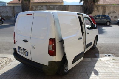 Opel Combo Furgone Cargo 1.5 Diesel 100CV PC 1000kg Edition (4)