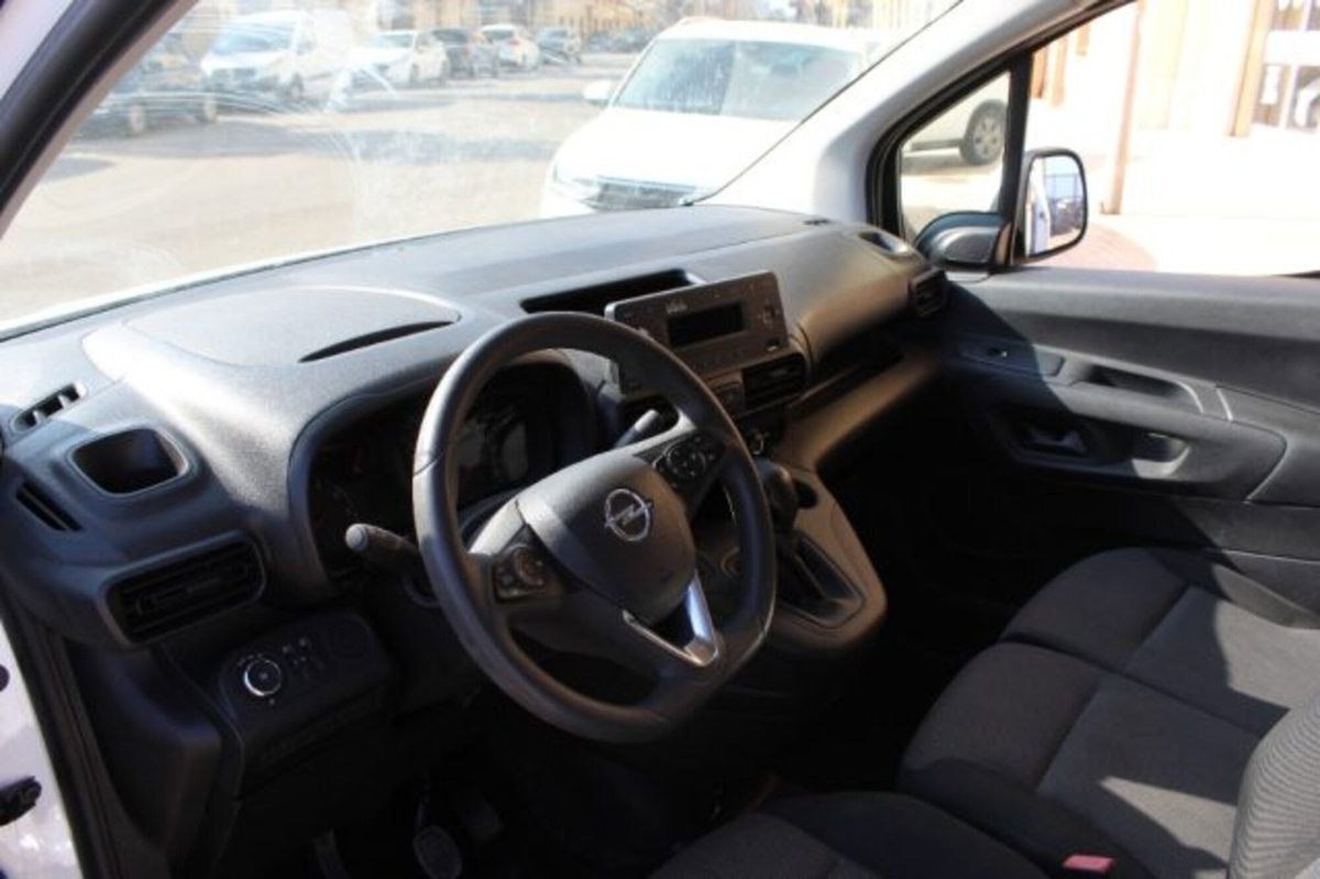 Opel Combo Furgone Cargo 1.5 Diesel 100CV PC 1000kg Edition (8)