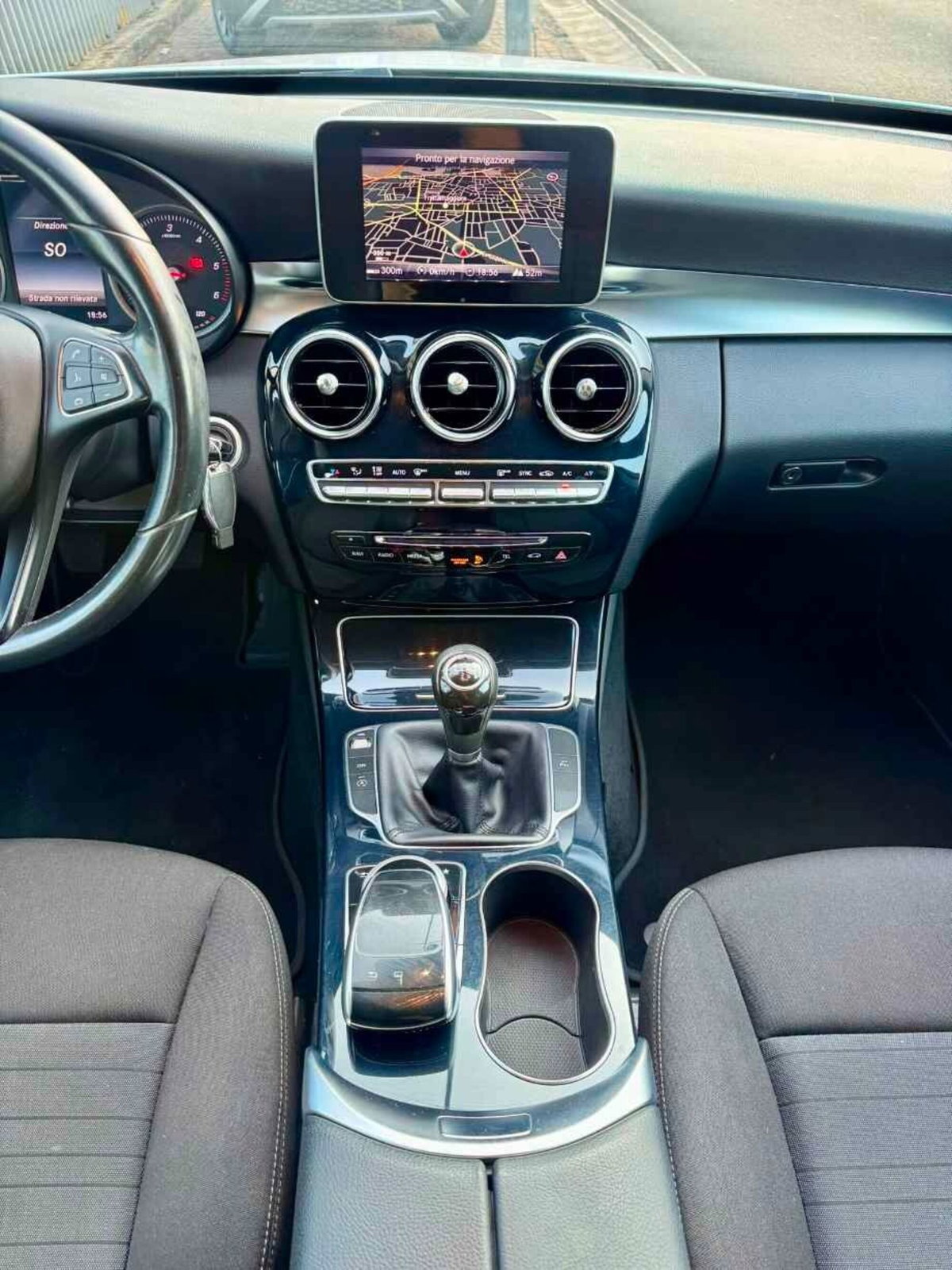 Mercedes-Benz Classe C 200 BlueTEC Premium (13)