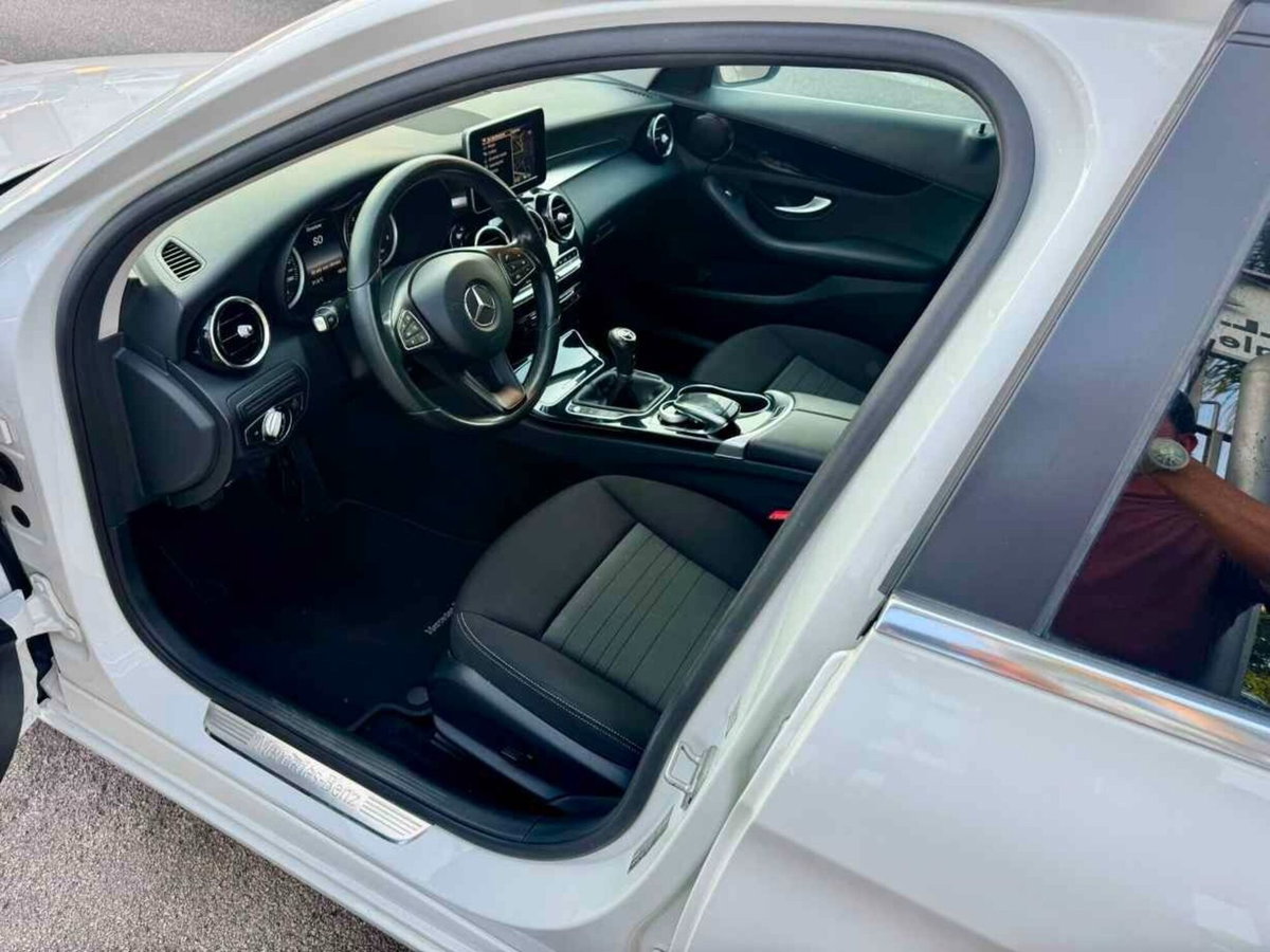 Mercedes-Benz Classe C 200 BlueTEC Premium (16)