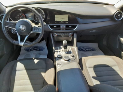 Alfa Romeo Giulia 2.2 Turbodiesel 150 CV AT8 Super (13)