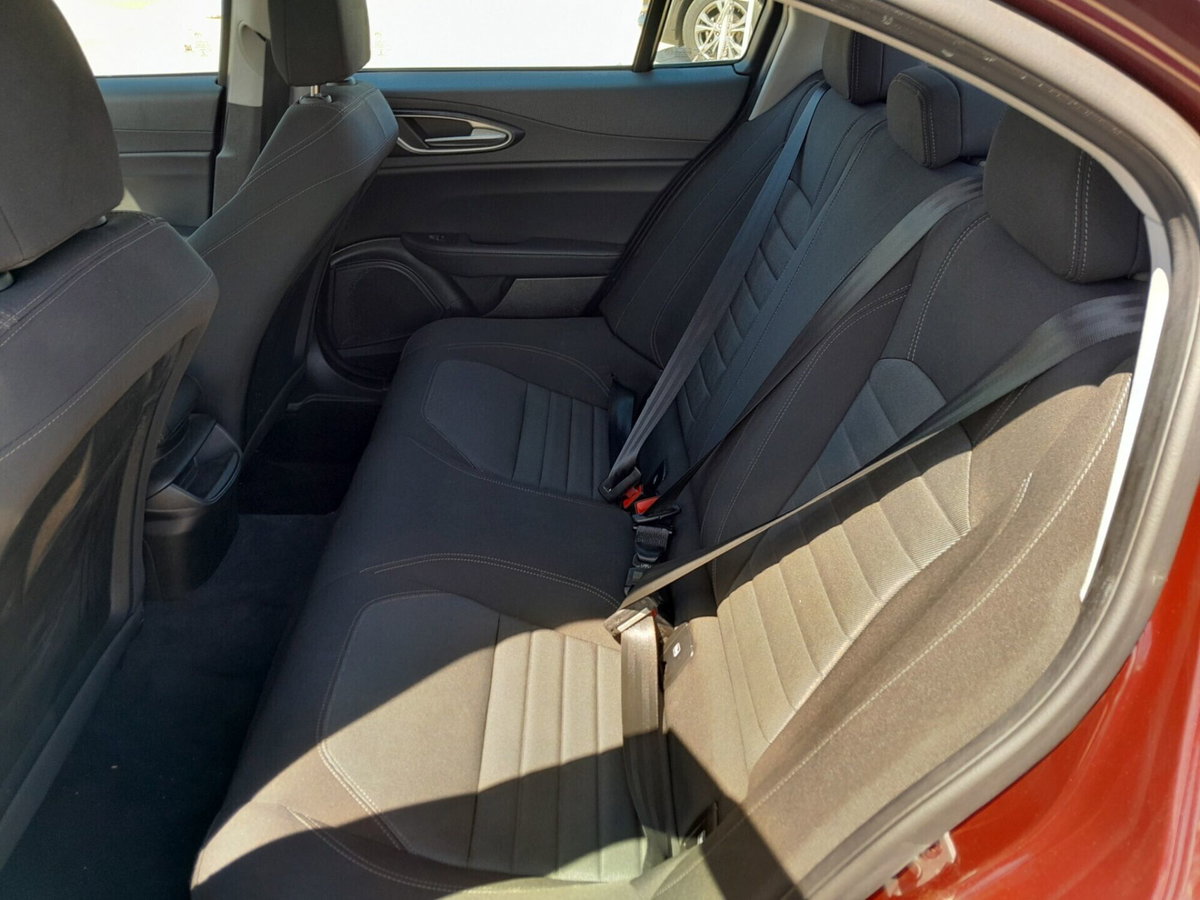 Alfa Romeo Giulia 2.2 Turbodiesel 150 CV AT8 Super (20)