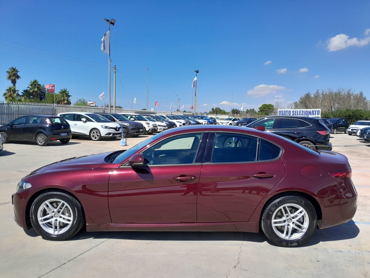 Alfa Romeo Giulia 2.2 Turbodiesel 150 CV AT8 Super (5)