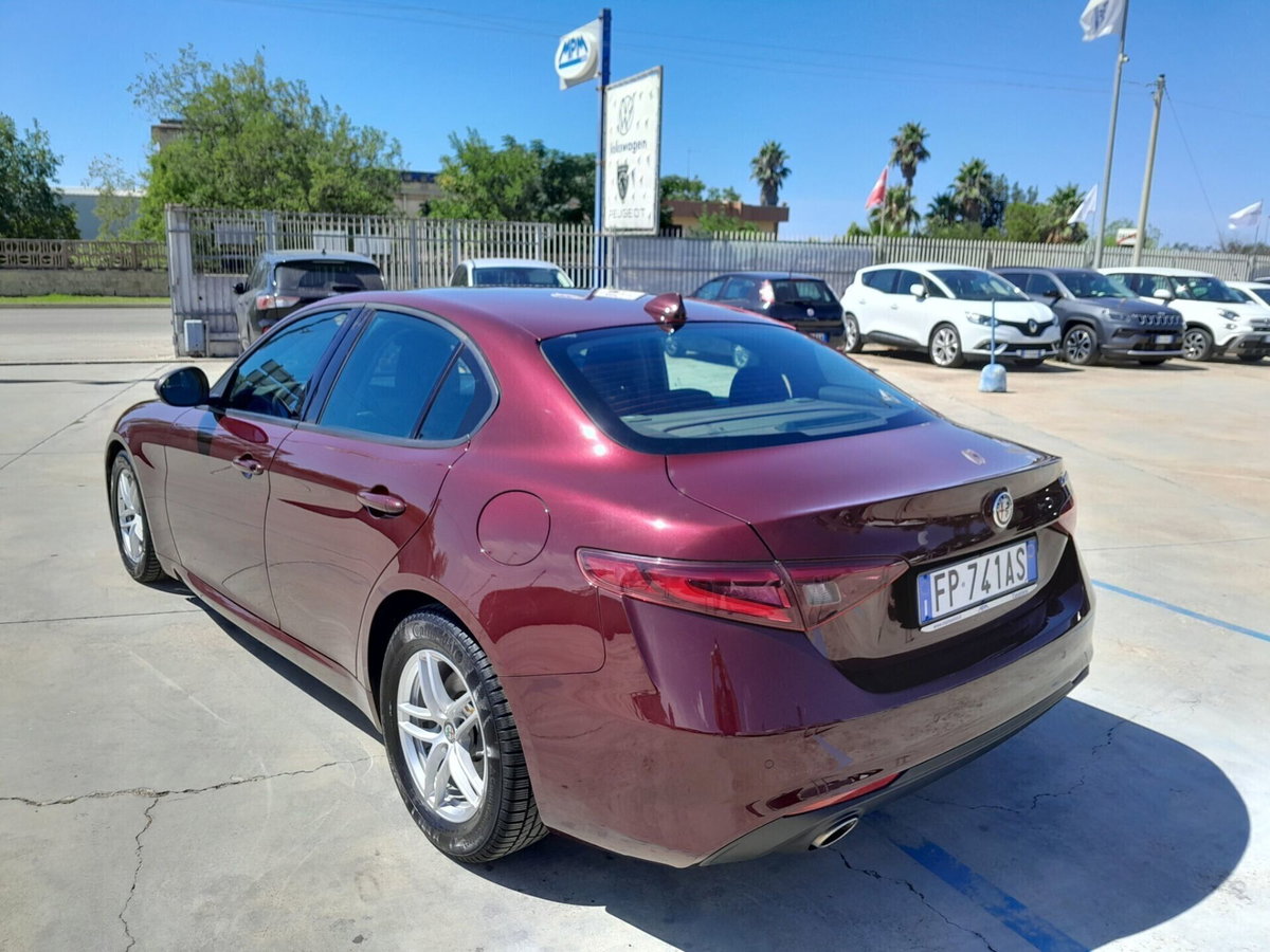 Alfa Romeo Giulia 2.2 Turbodiesel 150 CV AT8 Super (6)