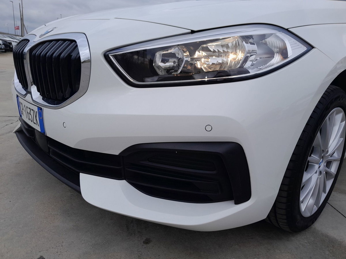 BMW Serie 1 116d 2.0 116CV cat 5 porte Attiva DPF (10)
