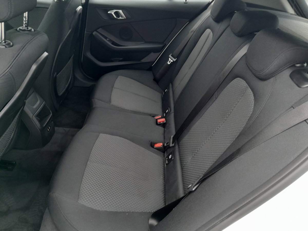 BMW Serie 1 116d 2.0 116CV cat 5 porte Attiva DPF (20)