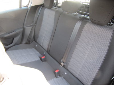 Opel Corsa 1.5 D 100 CV Edition (15)