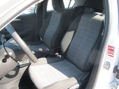 Opel Corsa 1.5 D 100 CV Edition (16)