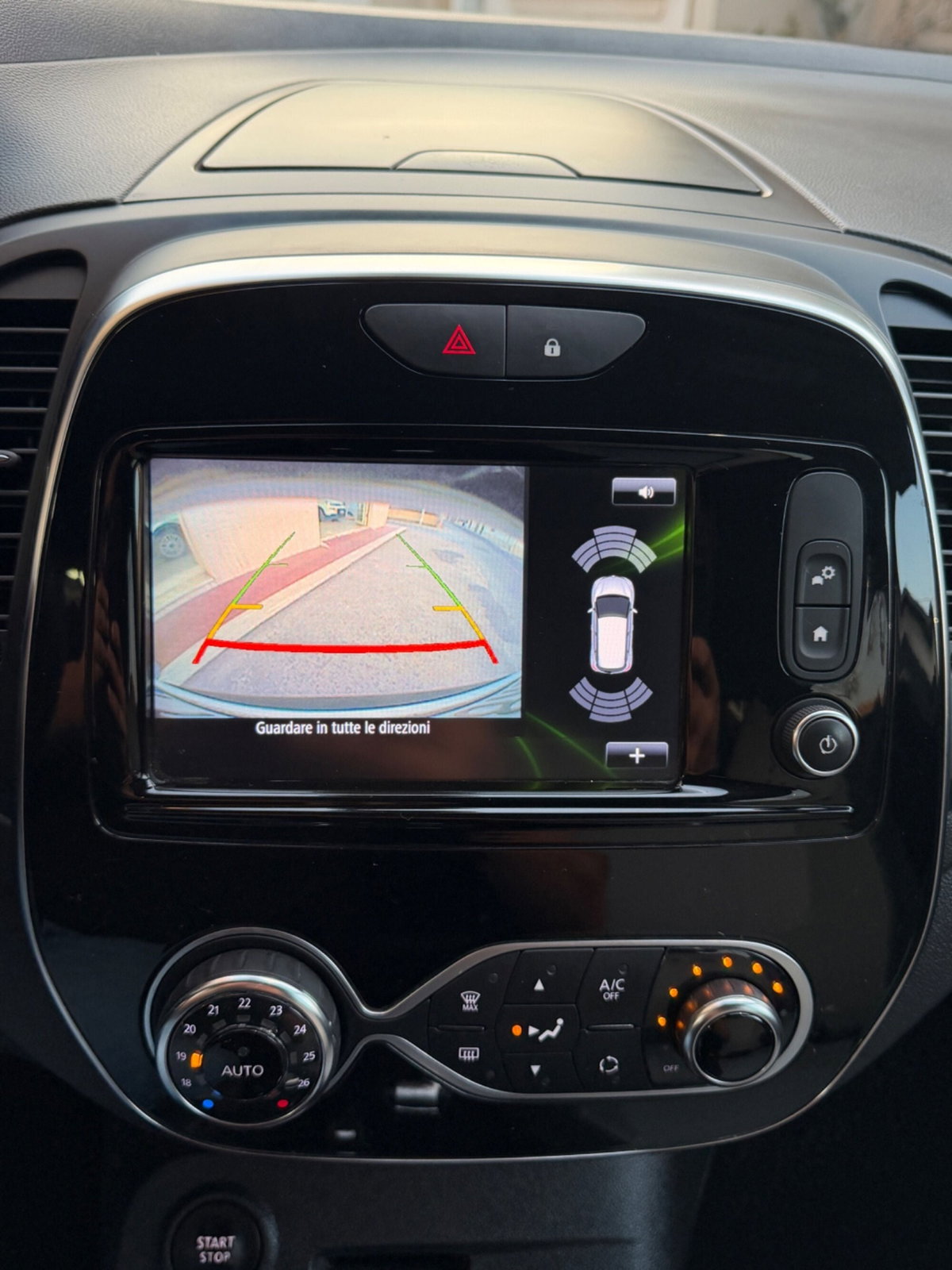 Renault Captur dCi 8V 90 CV EDC Start&Stop Energy Intens (16)