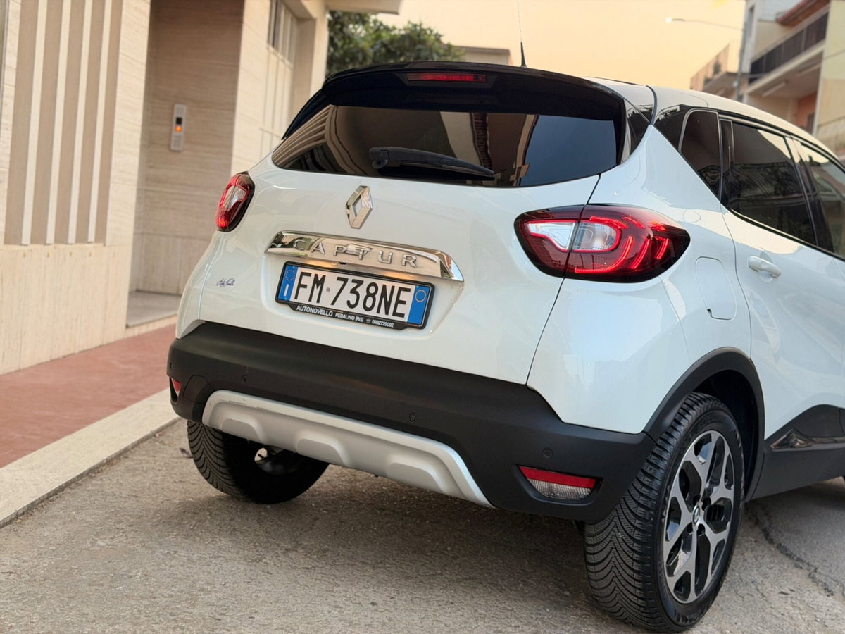 Renault Captur dCi 8V 90 CV EDC Start&Stop Energy Intens (19)