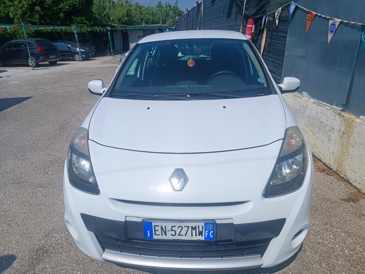 Renault Clio 1.2 16V 5 porte GPL (5)