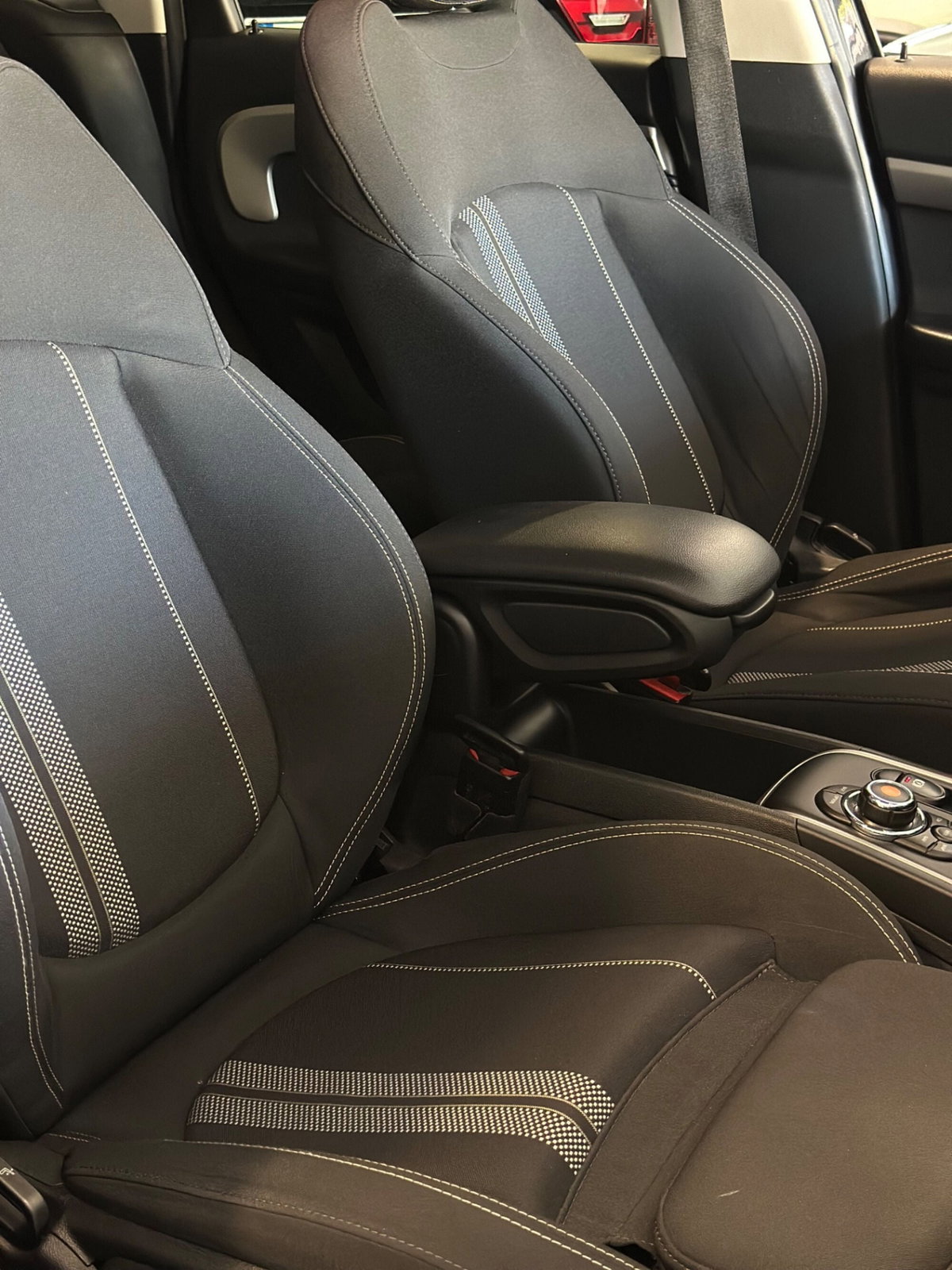 MINI Mini Countryman 2.0 Cooper D Business Countryman (12)