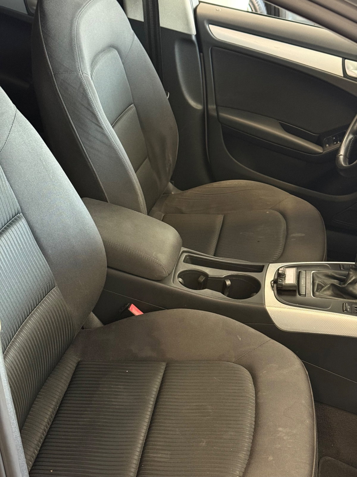 Audi A4 Avant 2.0 TDI 143CV F.AP. Ambiente (10)