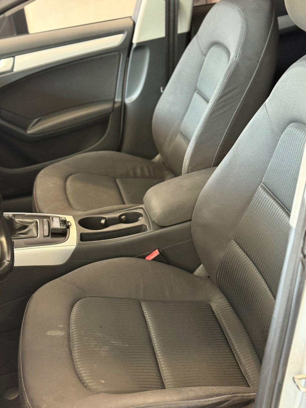 Audi A4 Avant 2.0 TDI 143CV F.AP. Ambiente (7)