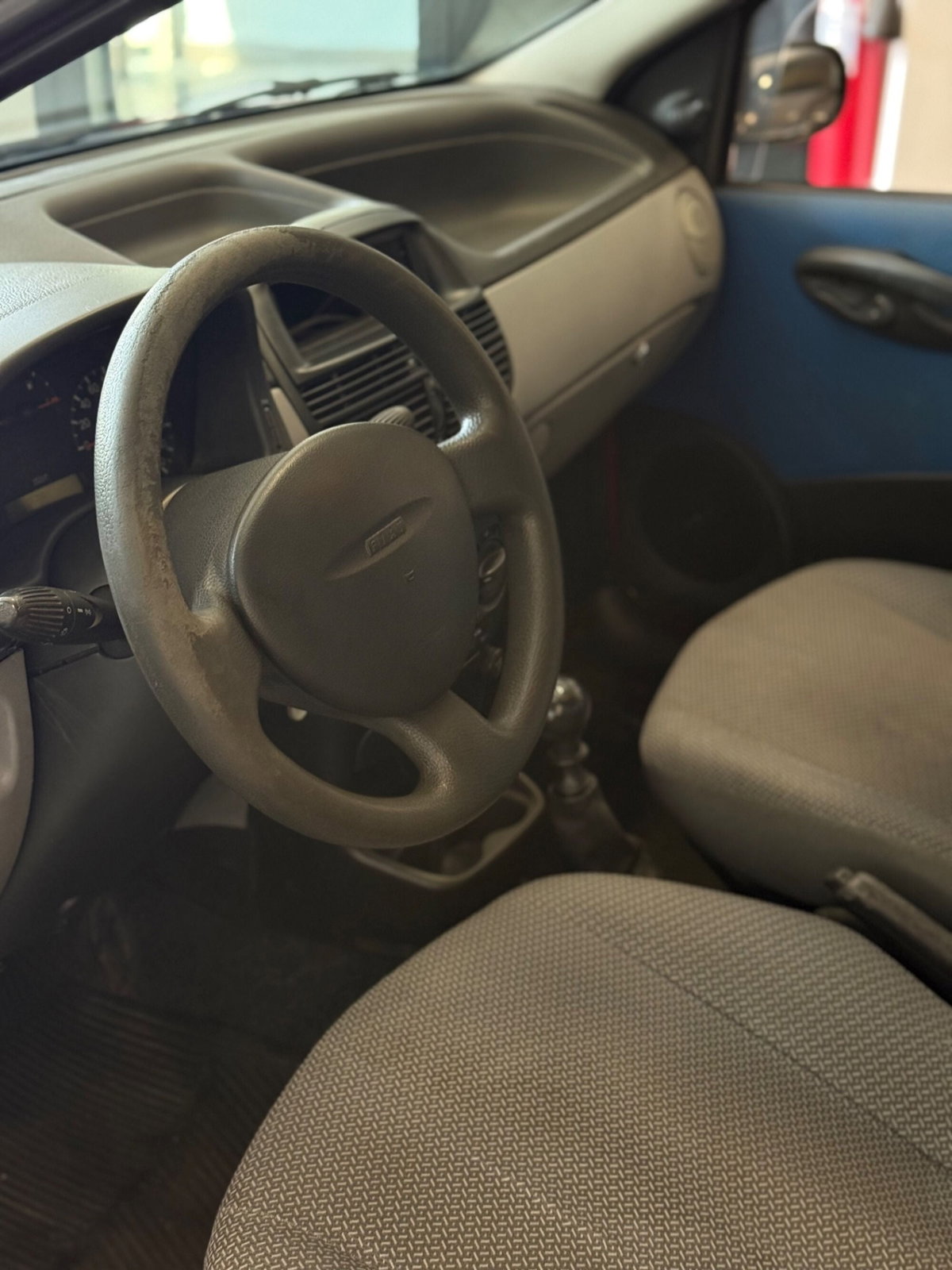 Fiat Punto 1.2i cat 5 porte ELX (11)