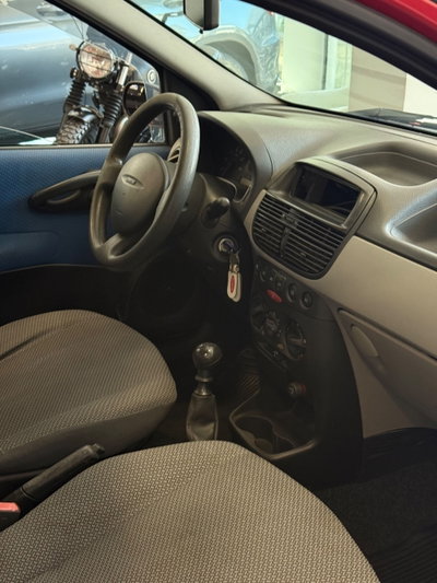 Fiat Punto 1.2i cat 5 porte ELX (7)
