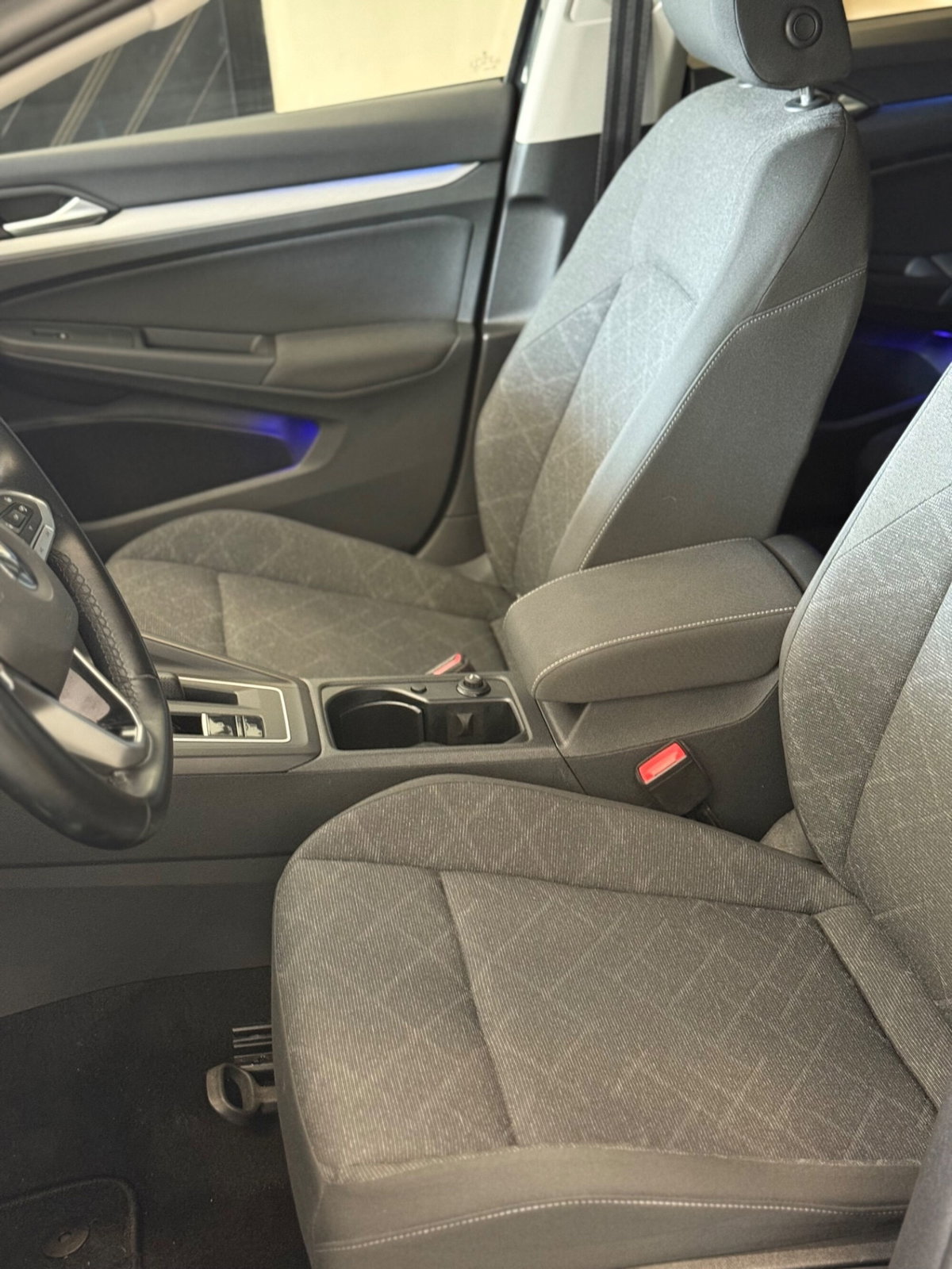 Volkswagen Golf 2.0 TDI 150 CV DSG SCR 4Motion Life (8)