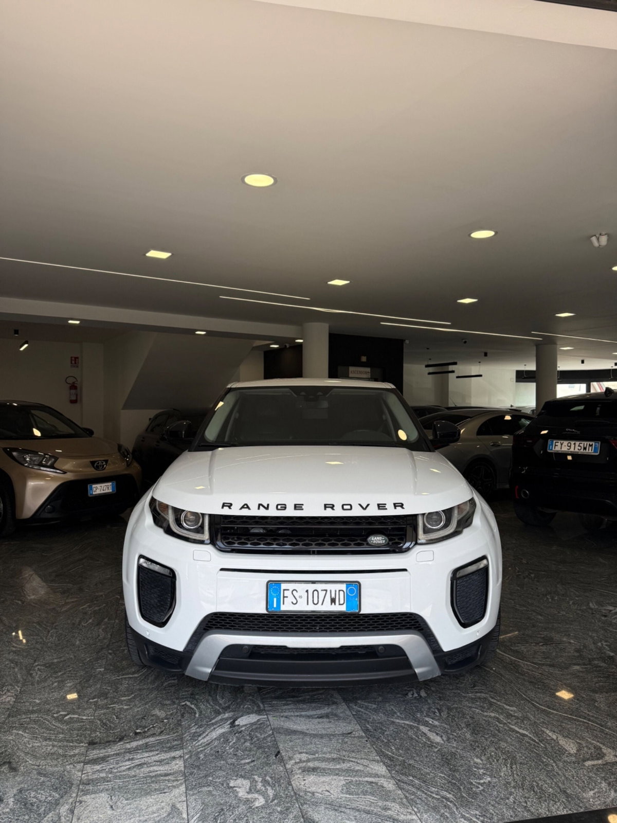 Land Rover Range Rover Evoque 2.0 TD4 150 CV 5p. SE Dynamic (2)