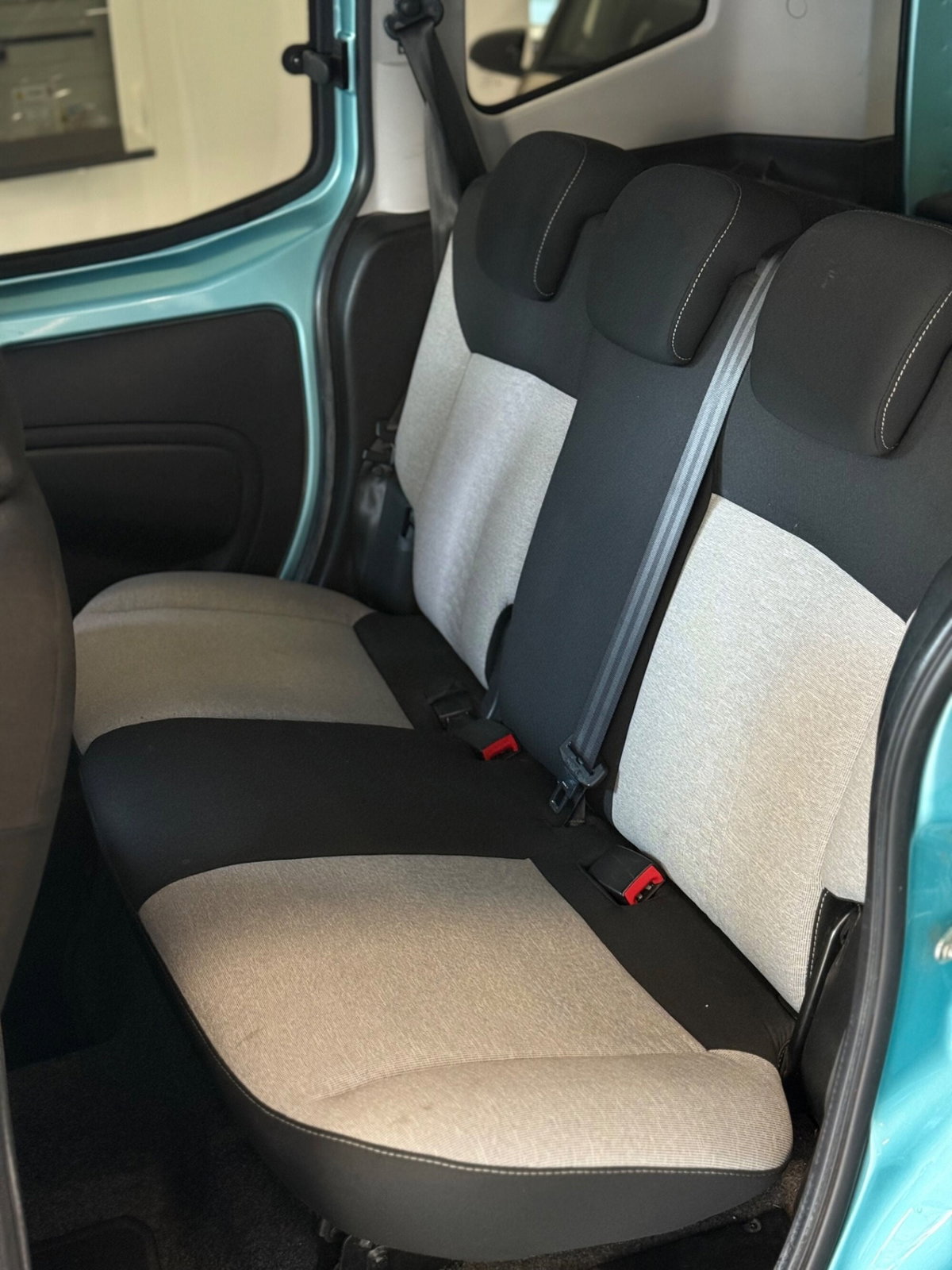 Fiat Qubo 1.3 MJT 80 CV Easy (11)