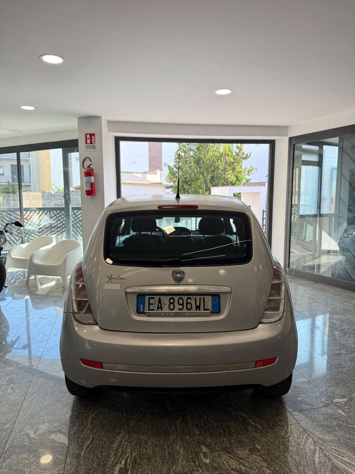 Lancia Ypsilon 1.3 MJT 75 CV Elle (6)